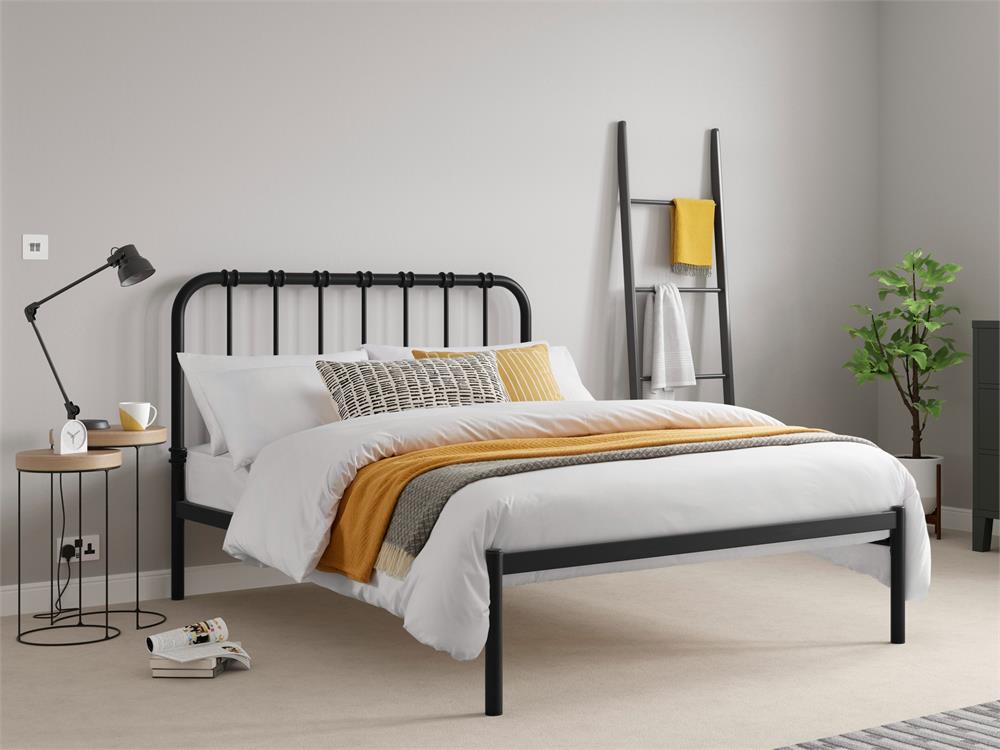 Chadwick Metal Bed Mattress Set, How To Put King Metal Bed Frame Together